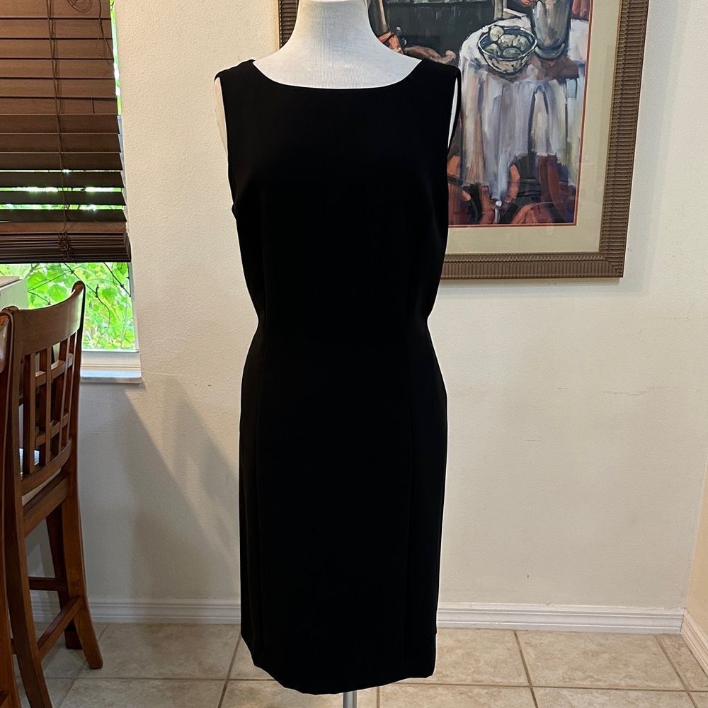 TAHARI ASL Elegant Black Sleeveless Dress Size 14